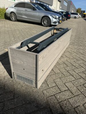 Baarwagen met houten beplating